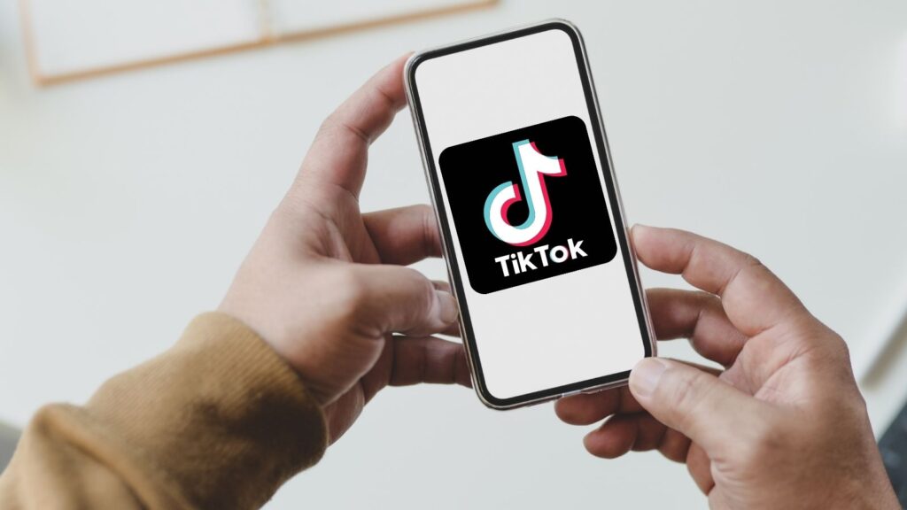 中国大陆免拔卡使用TikTok国际版,抖音海外版国内最新打开方式